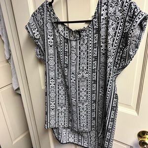 Tunic black and white